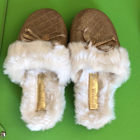 michael kors house slippers